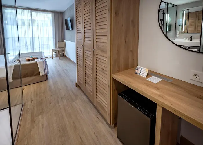 Ght Costa Brava & Hotel 3*