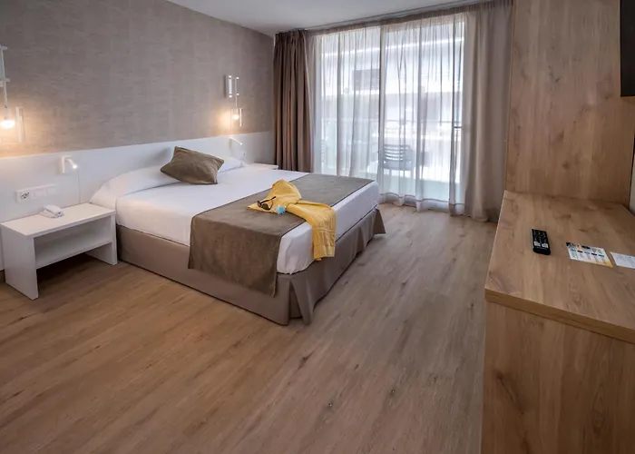 Ght Costa Brava & Hotel 3*